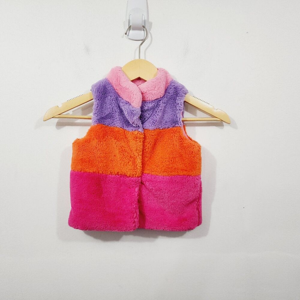 Nordstrom x EPIC THREADS Toddler Girl's Colorblock Faux Fur Vest Size 2T NWOT
